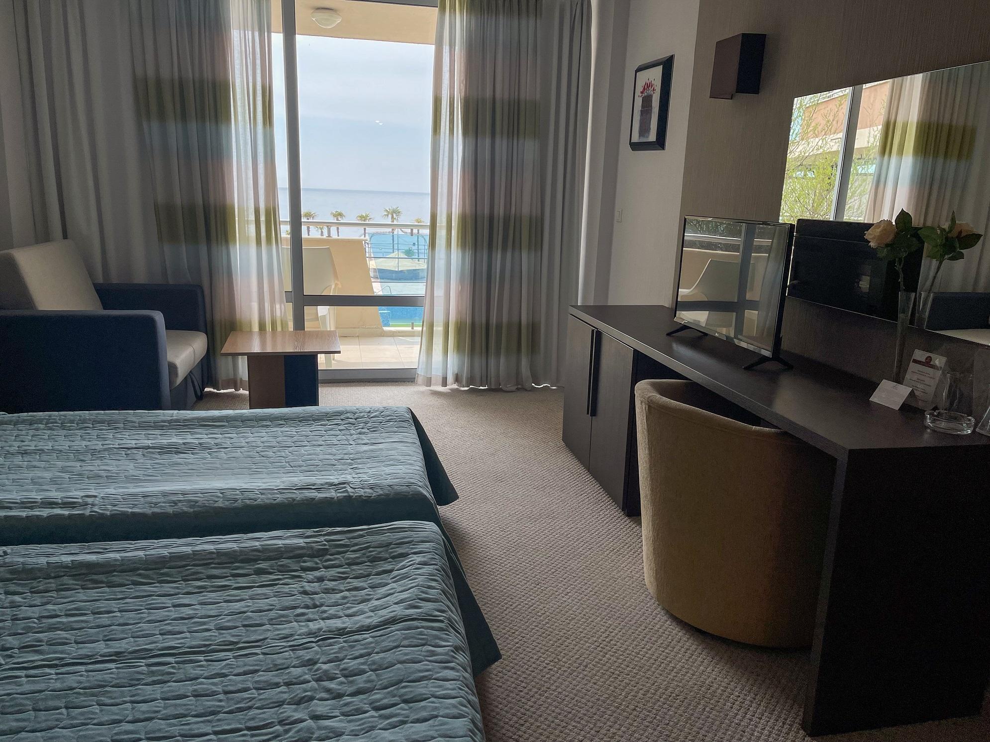 Sandy Bay Hotel เอเลนีเต ภายนอก รูปภาพ