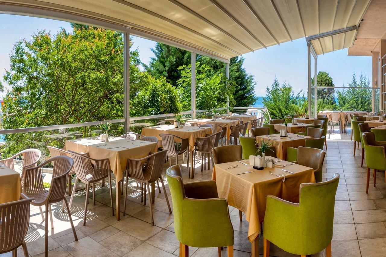 Sandy Bay Hotel เอเลนีเต ภายนอก รูปภาพ